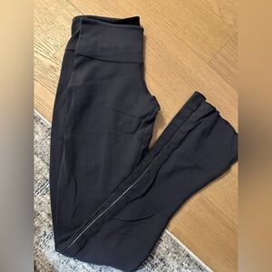 LULULEMON reversable pants size 6